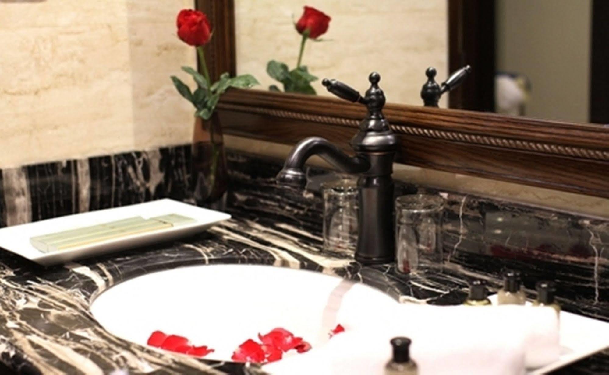 Paris Boutique Hotel Sapa Extérieur photo